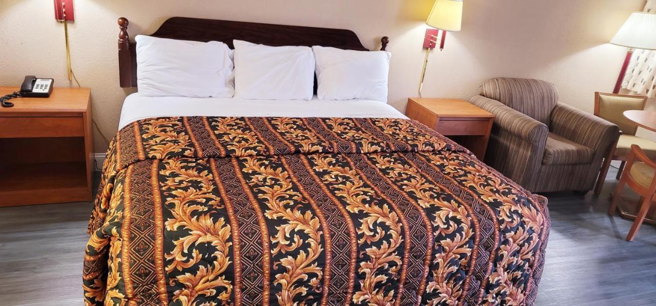 Regency Travel Inn Hayti Eksteriør billede